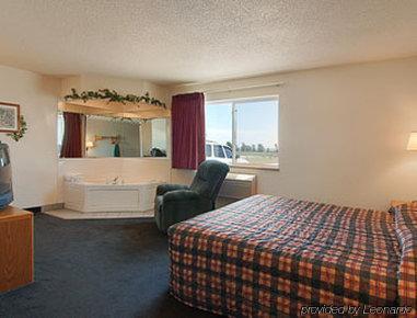 Super 8 By Wyndham Nebraska City Hotel Percival Room photo